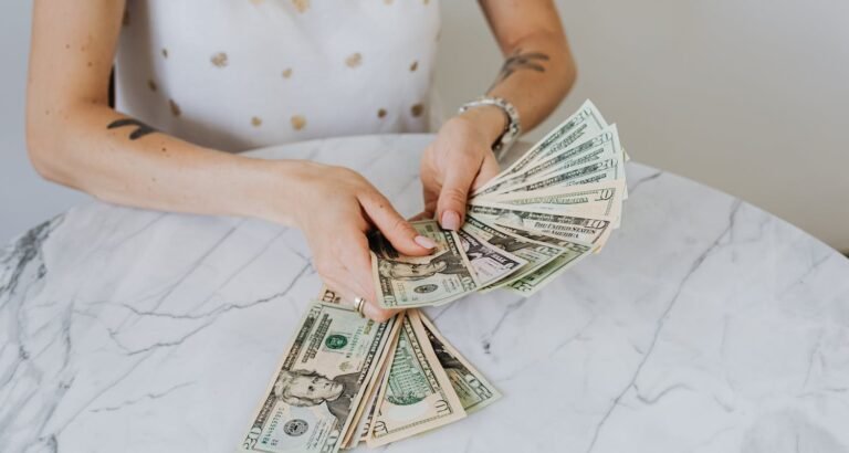 What You Need To Know About Getting Payday Loans