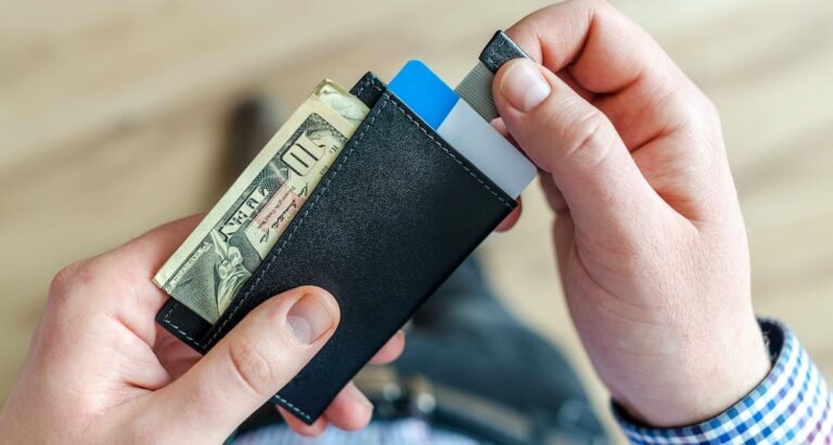 Tips And Tricks To Manage Your Personal Finances